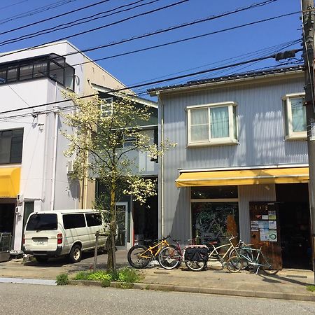 Toolate Guesthouse Toyama Station المظهر الخارجي الصورة